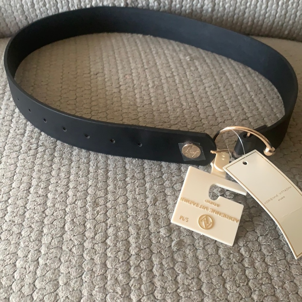Black Adrienne vittadini belt , size s/m, new